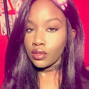 Meet your Posher, Emmanuela